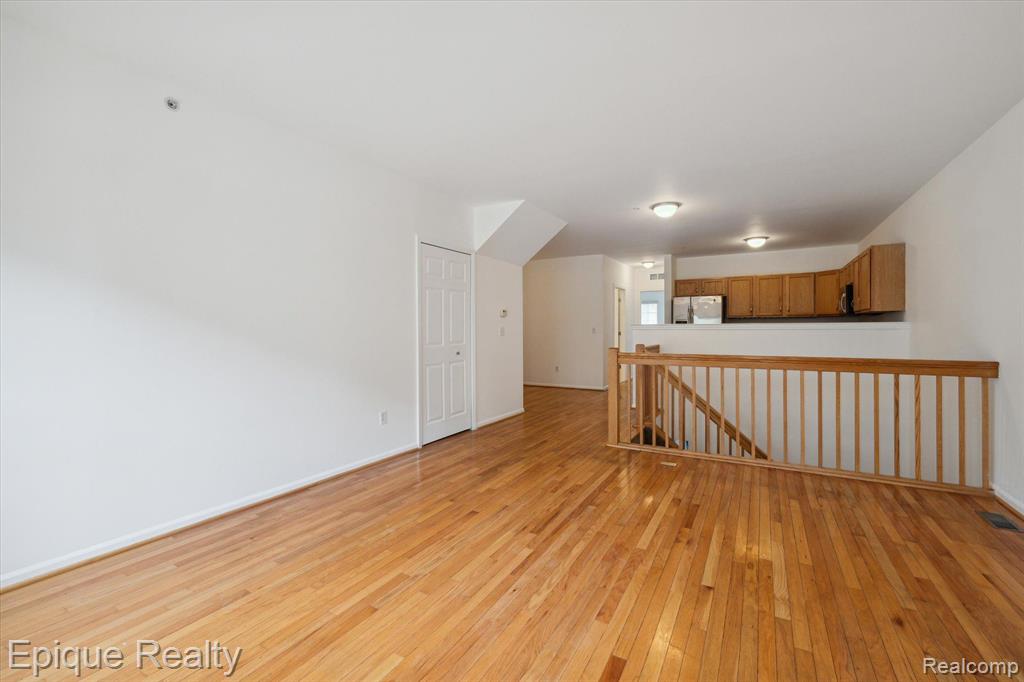 61 Winder Street # 79