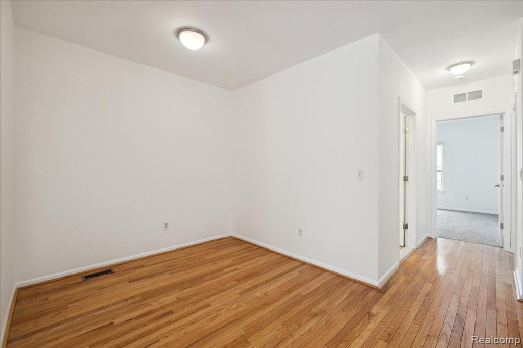 61 Winder Street # 79