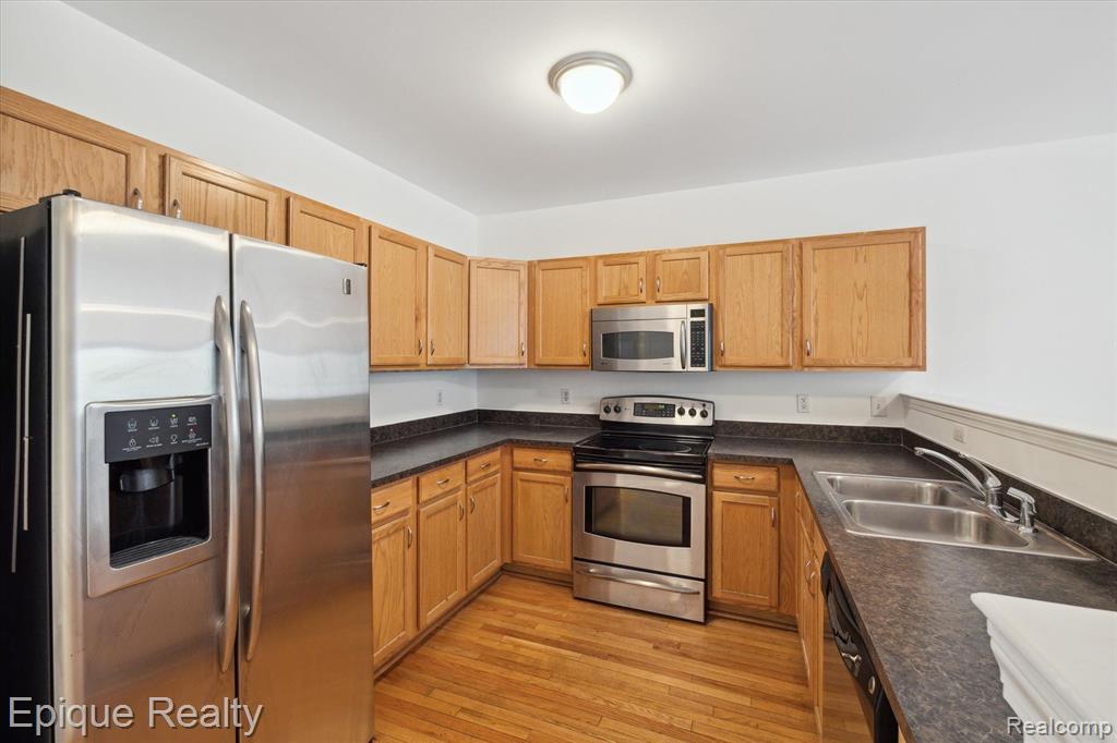 61 Winder Street # 79