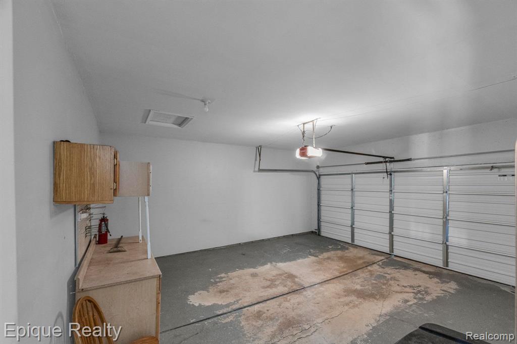 42225 Spruce Lane