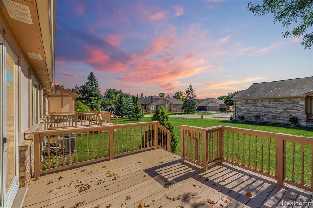 42225 Spruce Lane