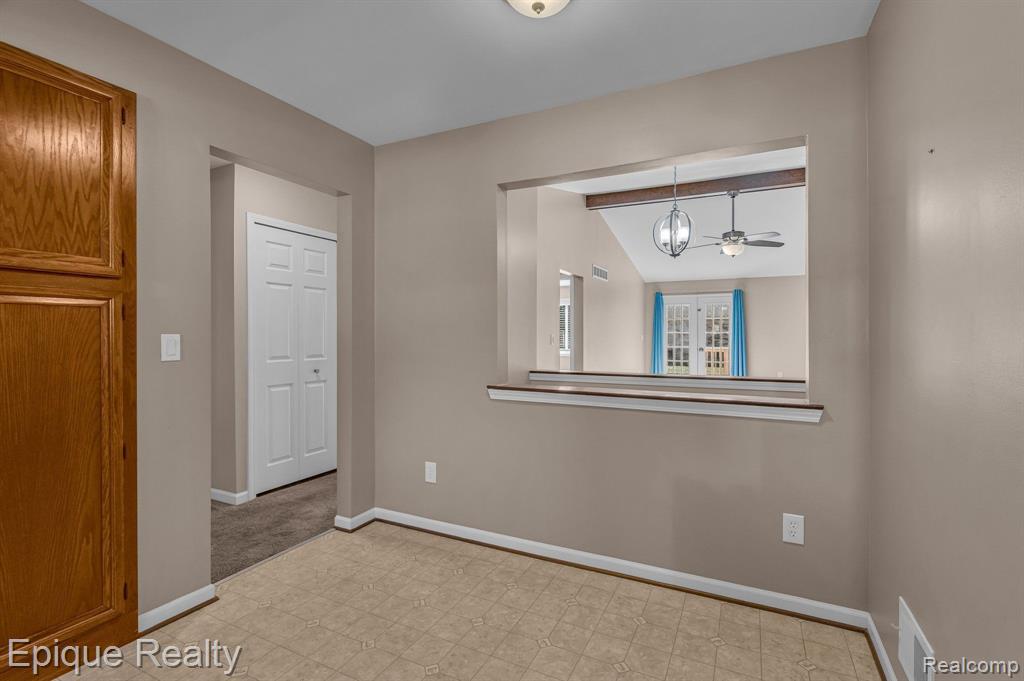 42225 Spruce Lane