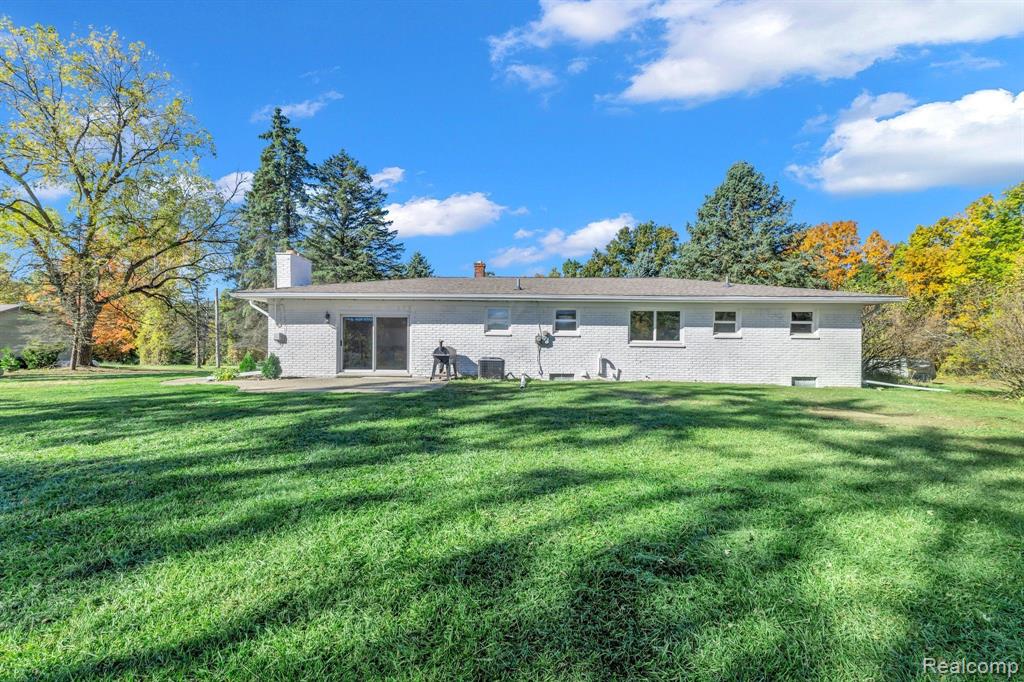 3330 N Tipsico Lake Road