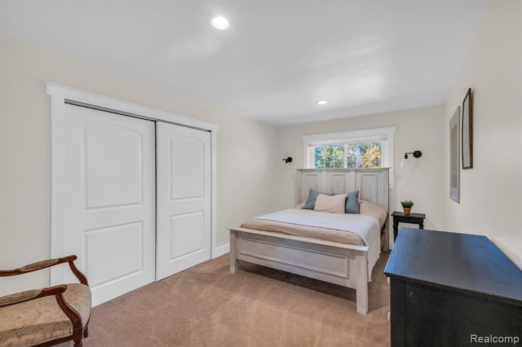 3330 N Tipsico Lake Road