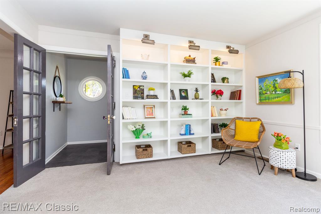 3172 Parker Drive