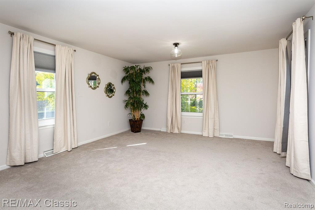 3172 Parker Drive