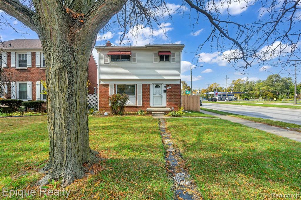 3044 Oakman Boulevard