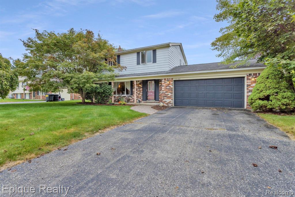 10188 Village Square
