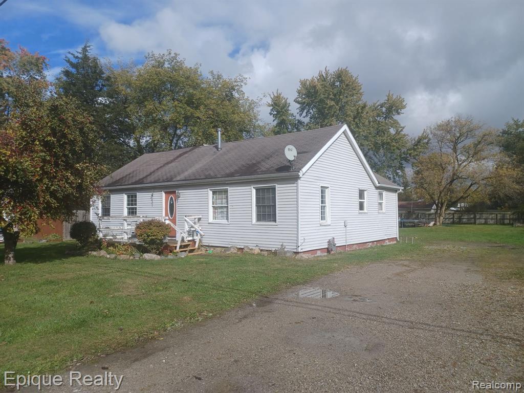 1916 Leland Road
