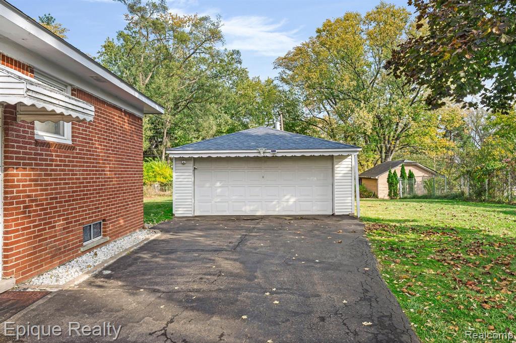 25174 Code Road