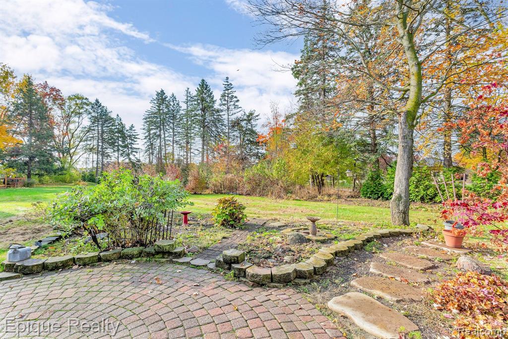 2989 Walmsley Circle Drive