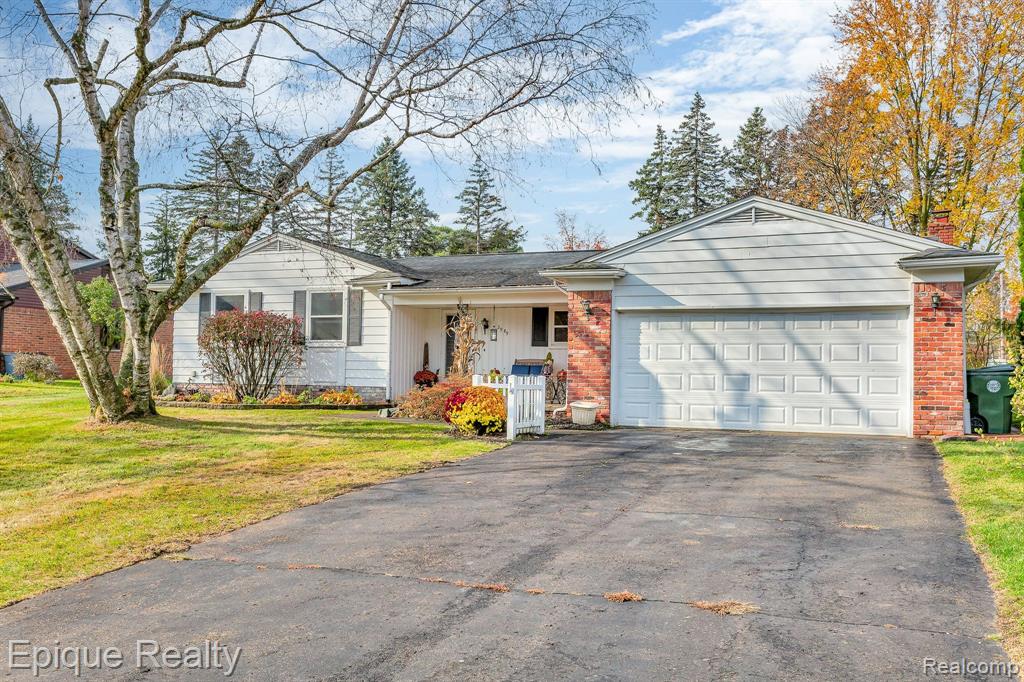 2989 Walmsley Circle Drive