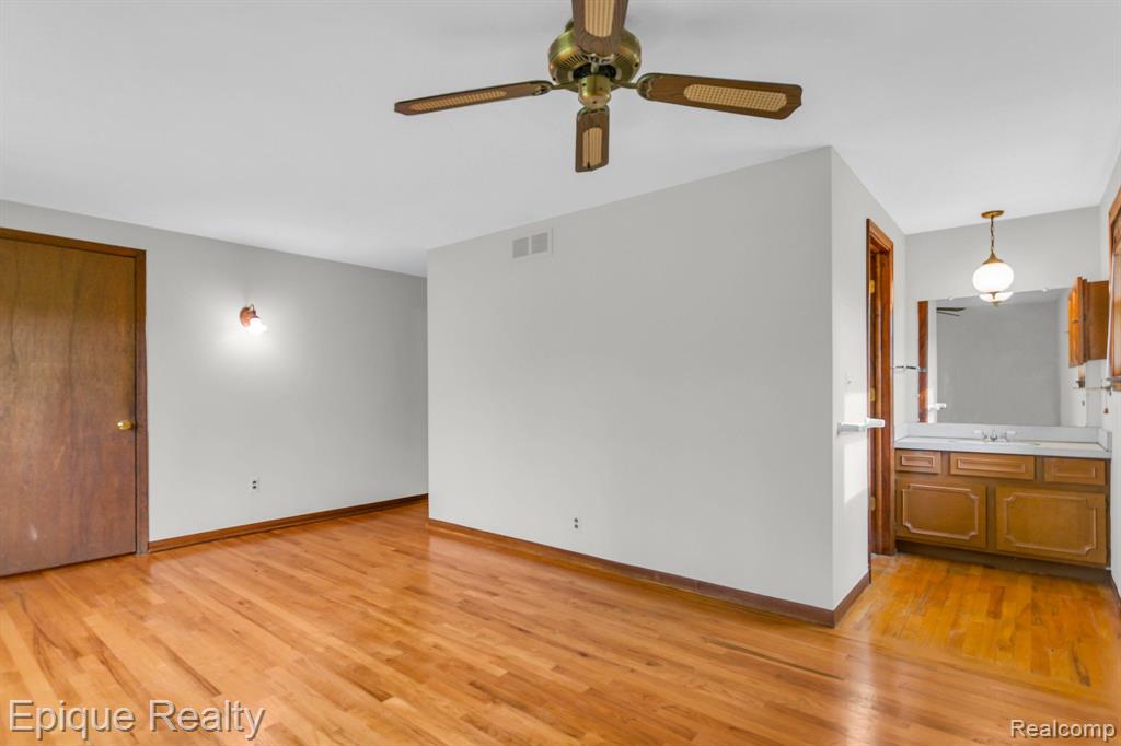 2989 Walmsley Circle Drive