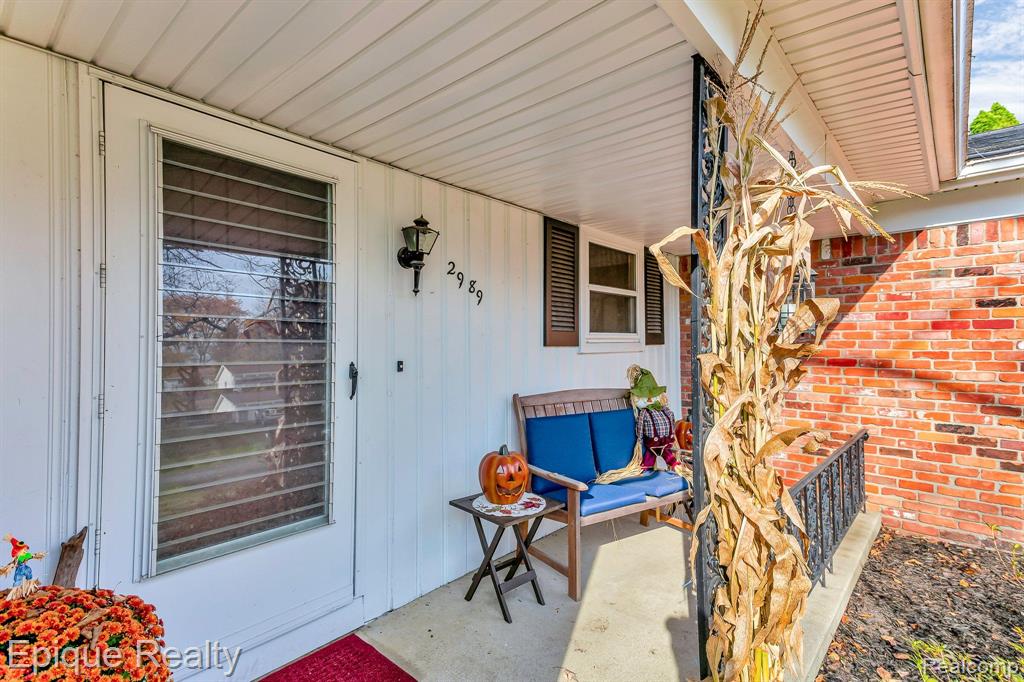 2989 Walmsley Circle Drive