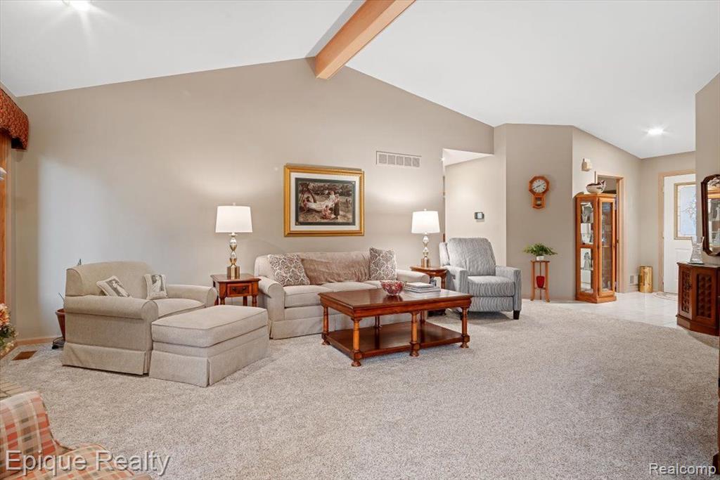 21878 E Sunset Drive