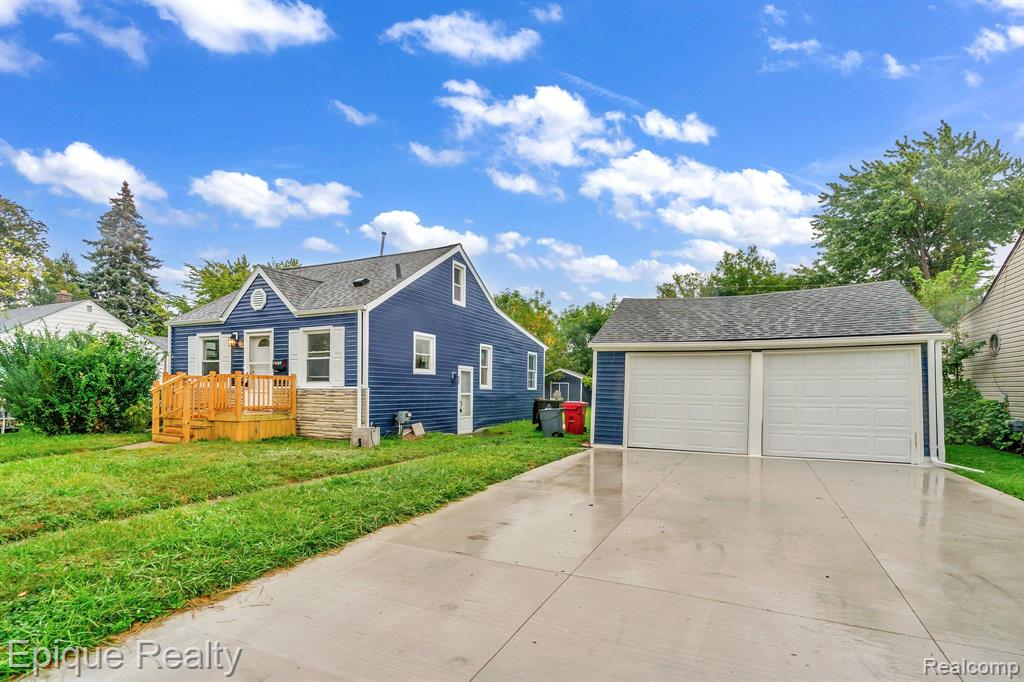 25588 Send Street