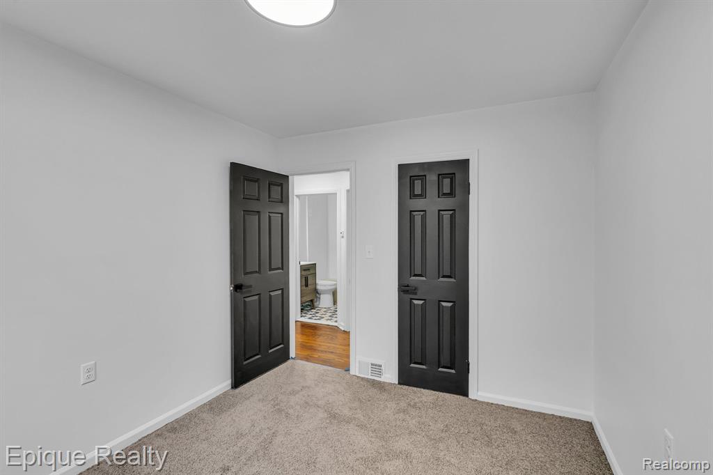 25588 Send Street