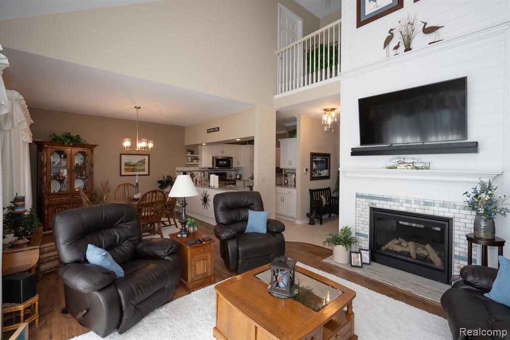 1935 River Road # 33
