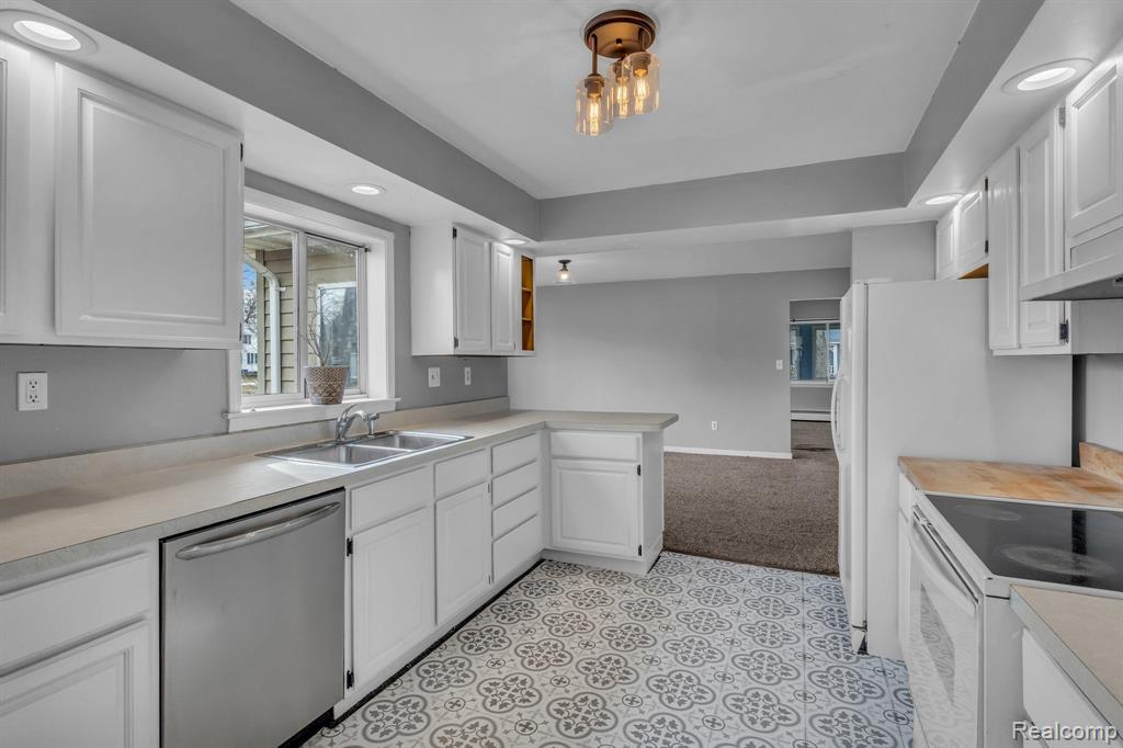 732 N 9th Street