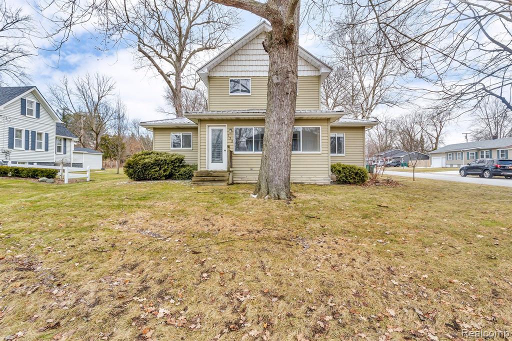 732 N 9th Street