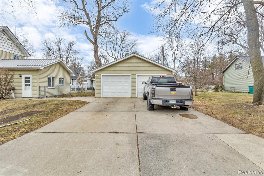 732 N 9th Street