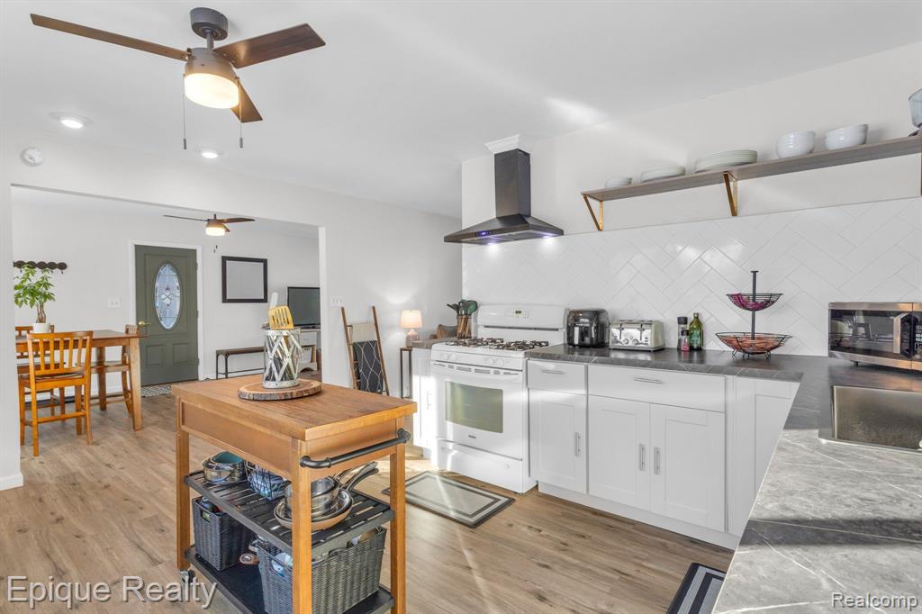 3712 State Road
