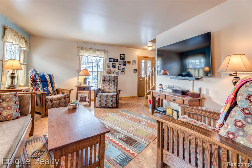 3914 Jack Pine Lane