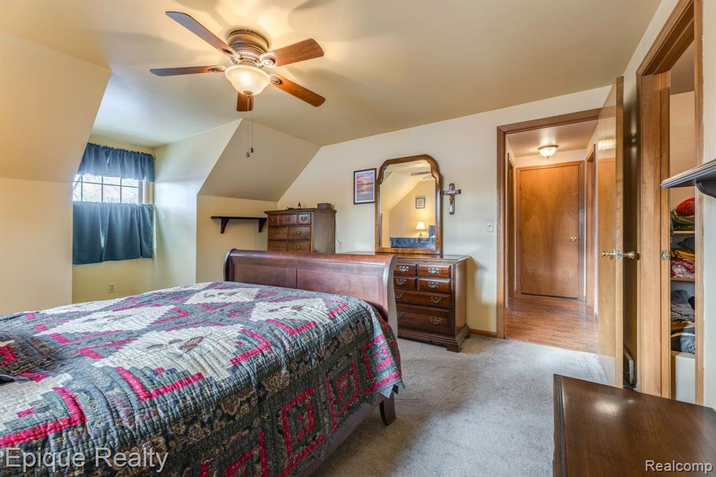 3914 Jack Pine Lane