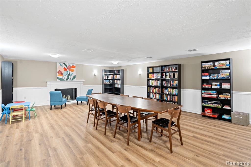 3222 Bolgos Circle