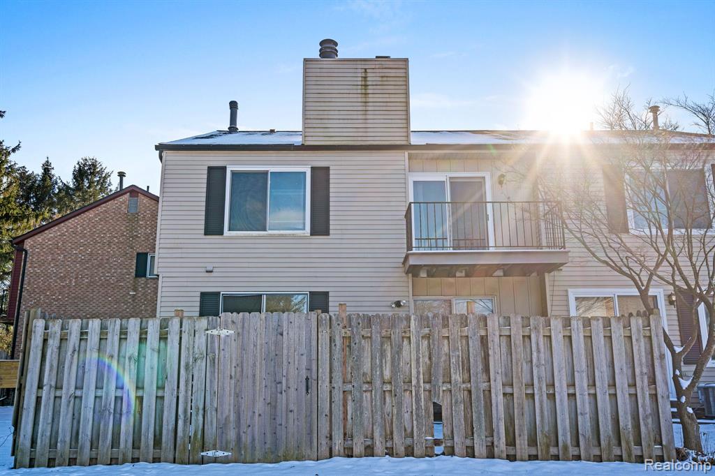 3222 Bolgos Circle