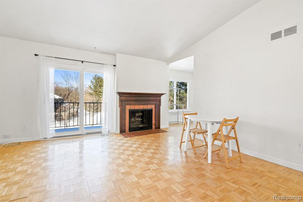 3222 Bolgos Circle