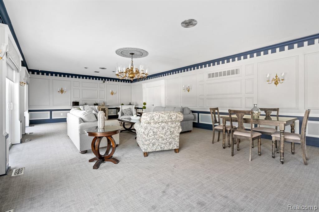 3222 Bolgos Circle