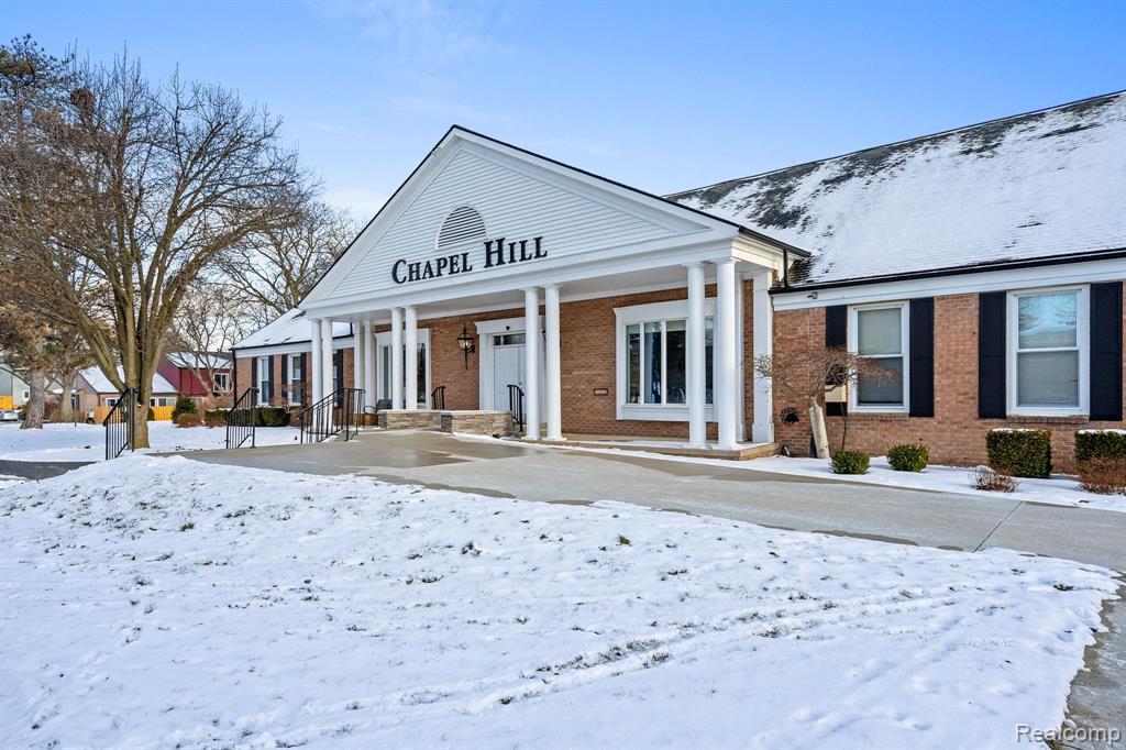 3222 Bolgos Circle