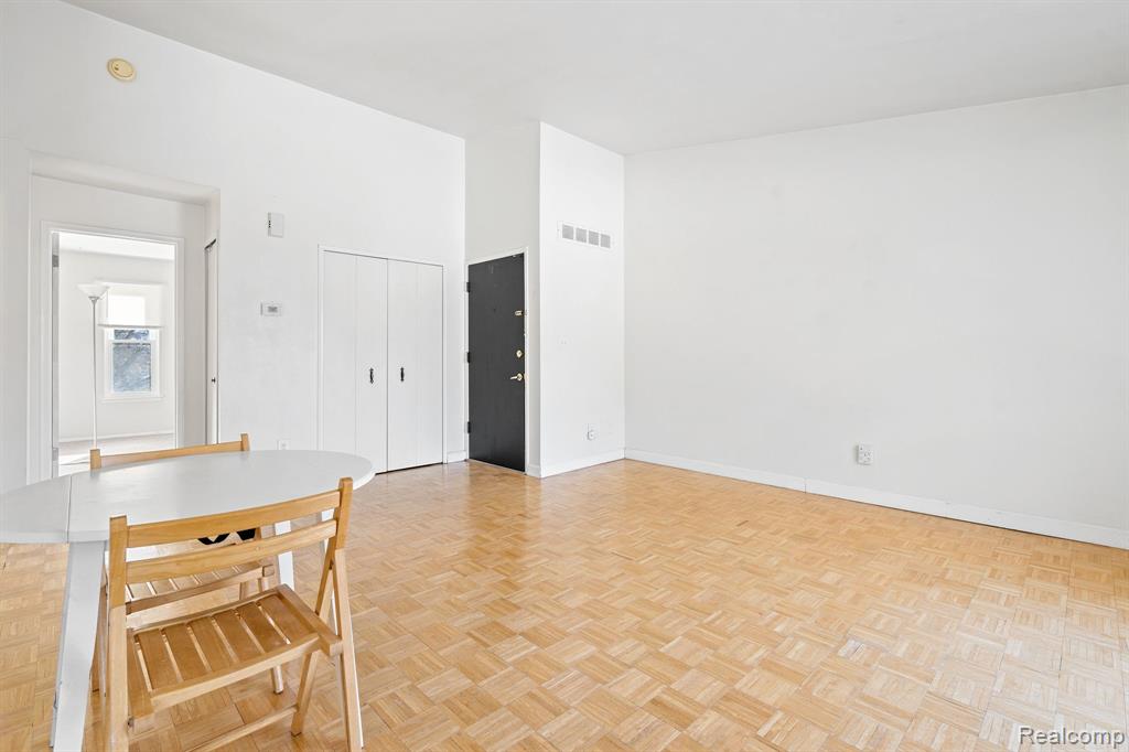 3222 Bolgos Circle