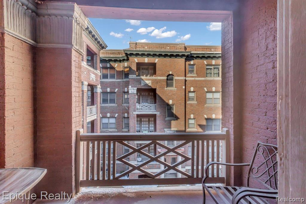 7409 2nd Avenue # 18