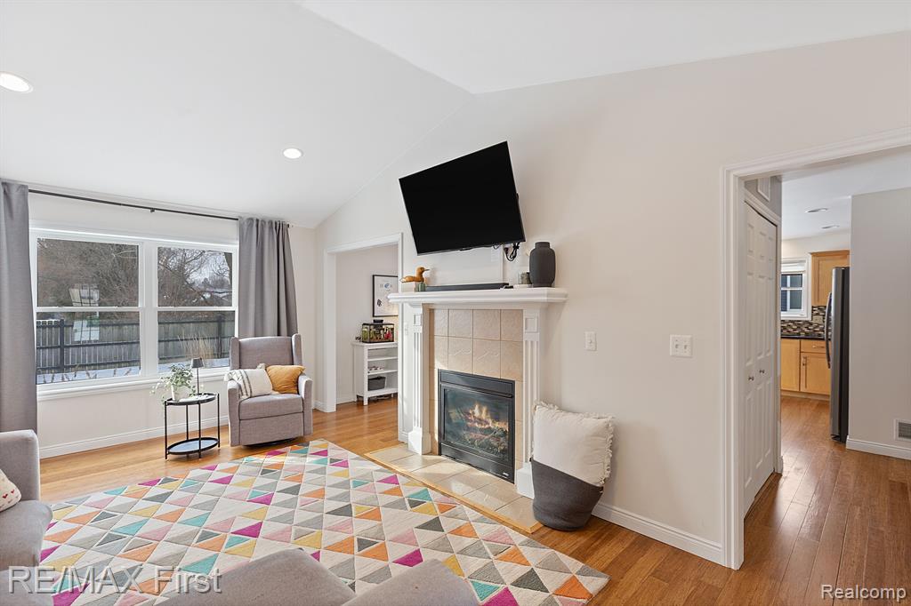 35774 Orchard Lane