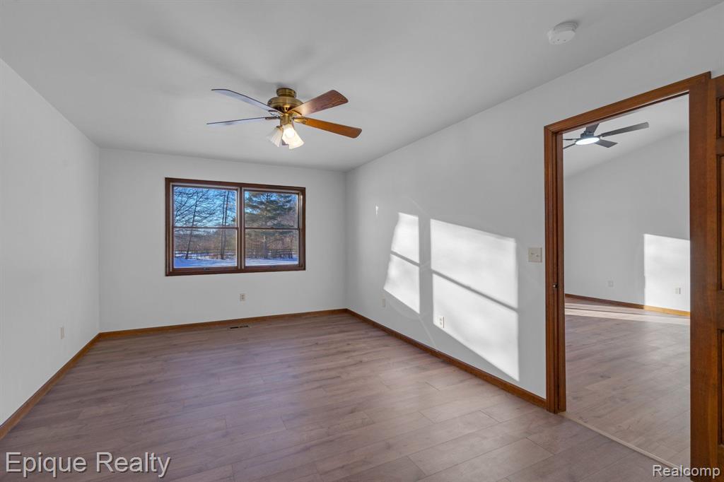 9379 N Linden Road