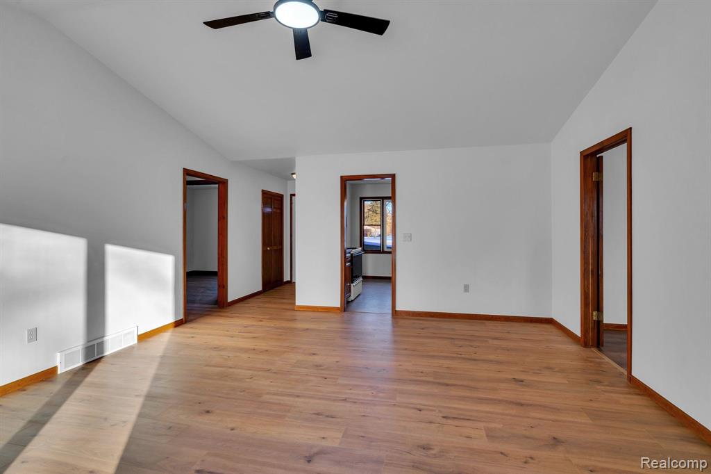 9379 N Linden Road