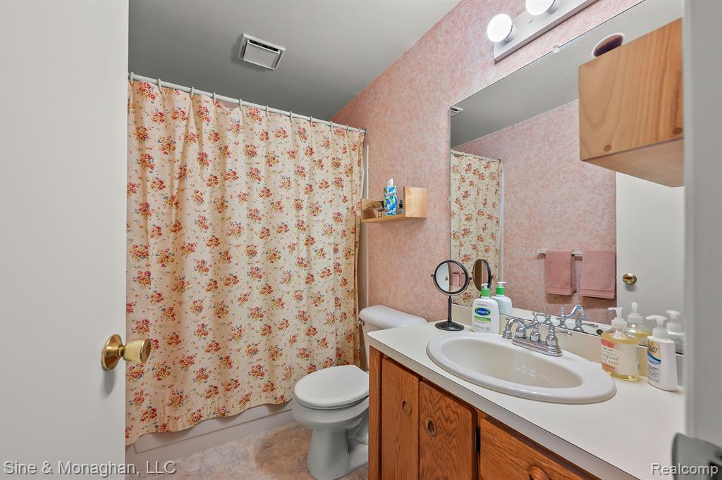 1438 W Webster Road