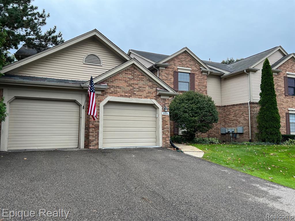37033 Ridgedale Circle