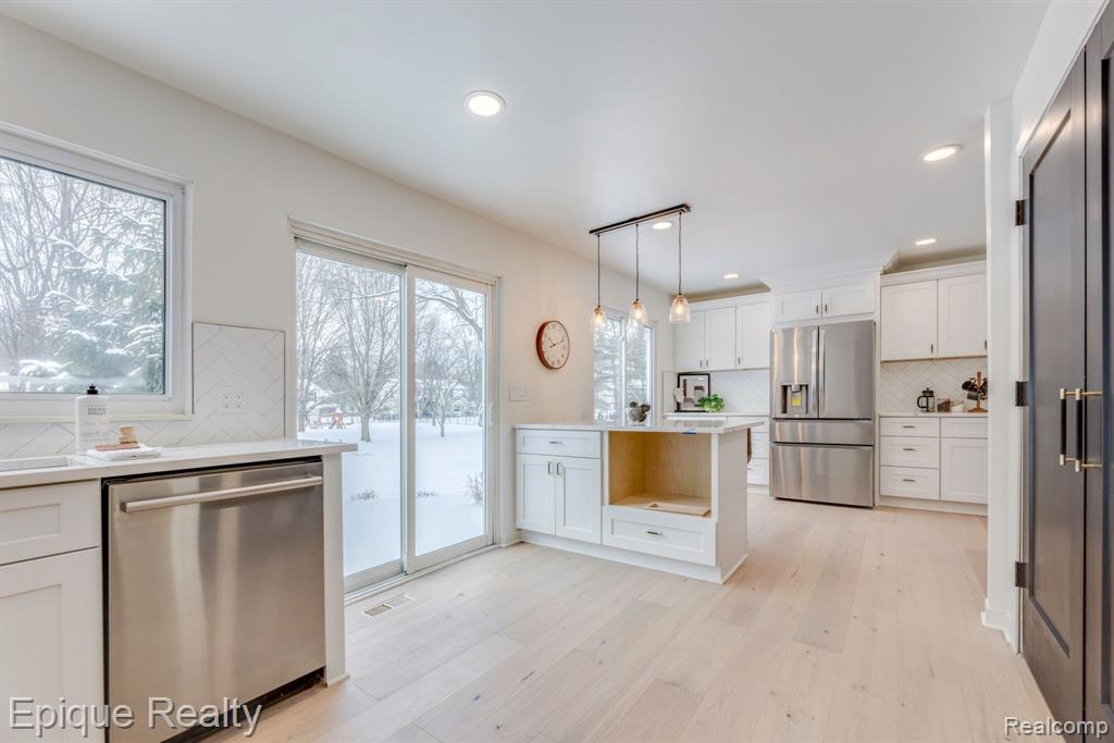 1499 W Horseshoe Bend Drive