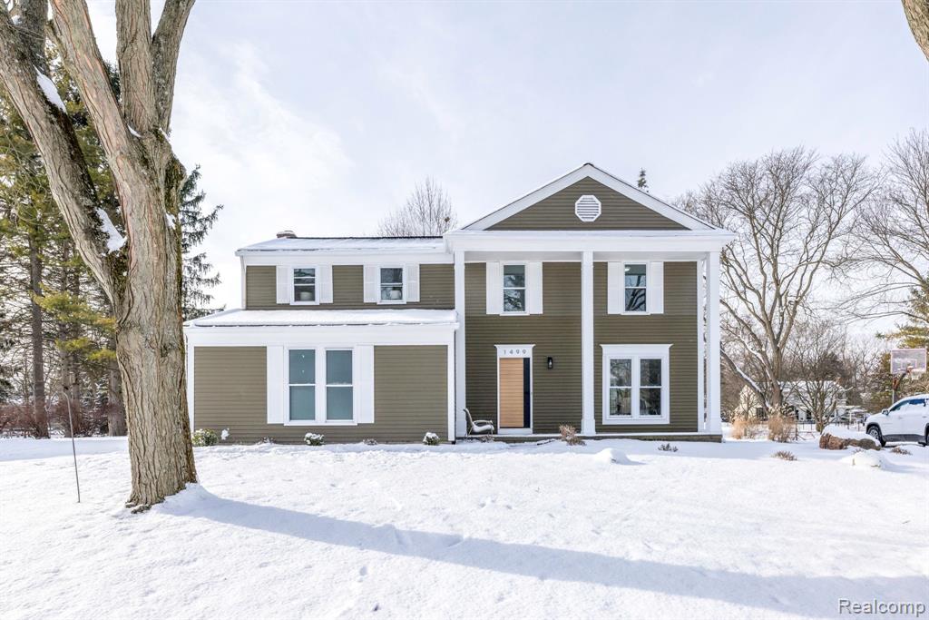 1499 W Horseshoe Bend Drive