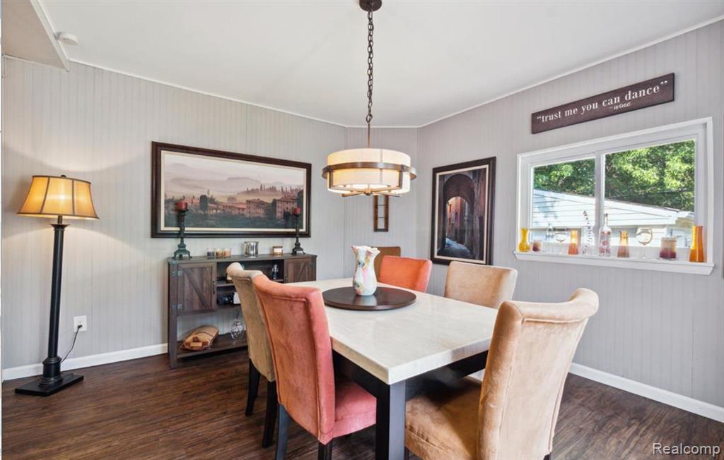 18280 Kinloch