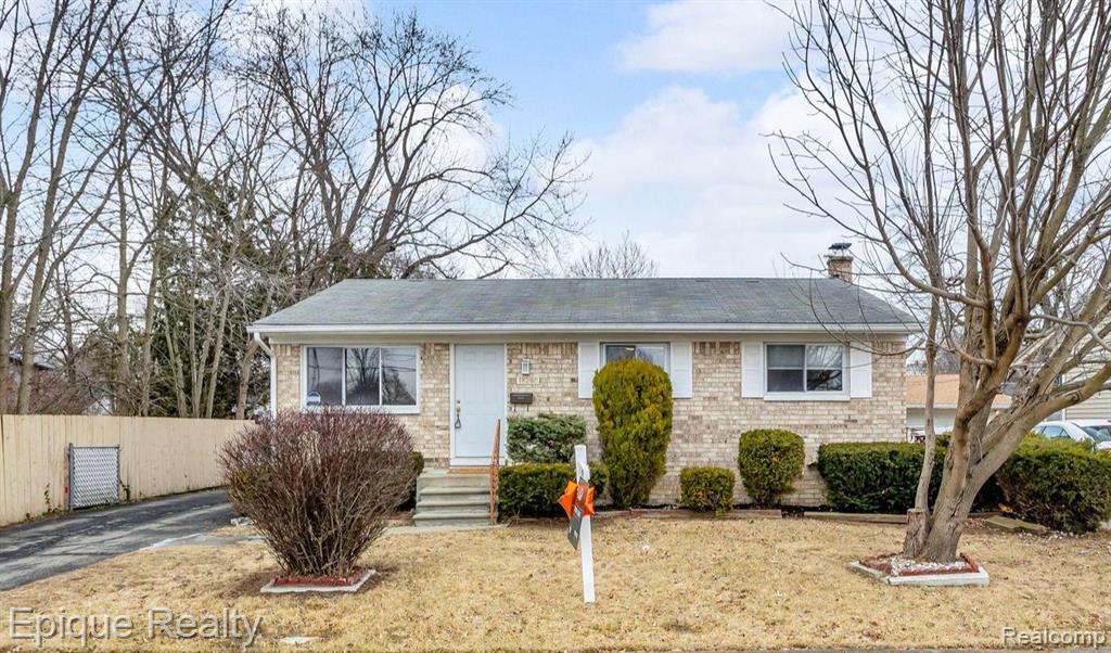 18280 Kinloch