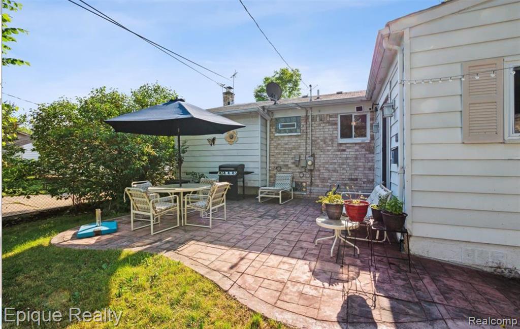 18280 Kinloch