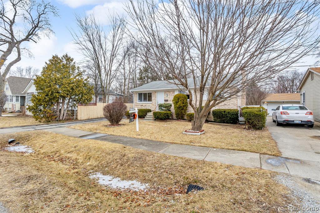 18280 Kinloch