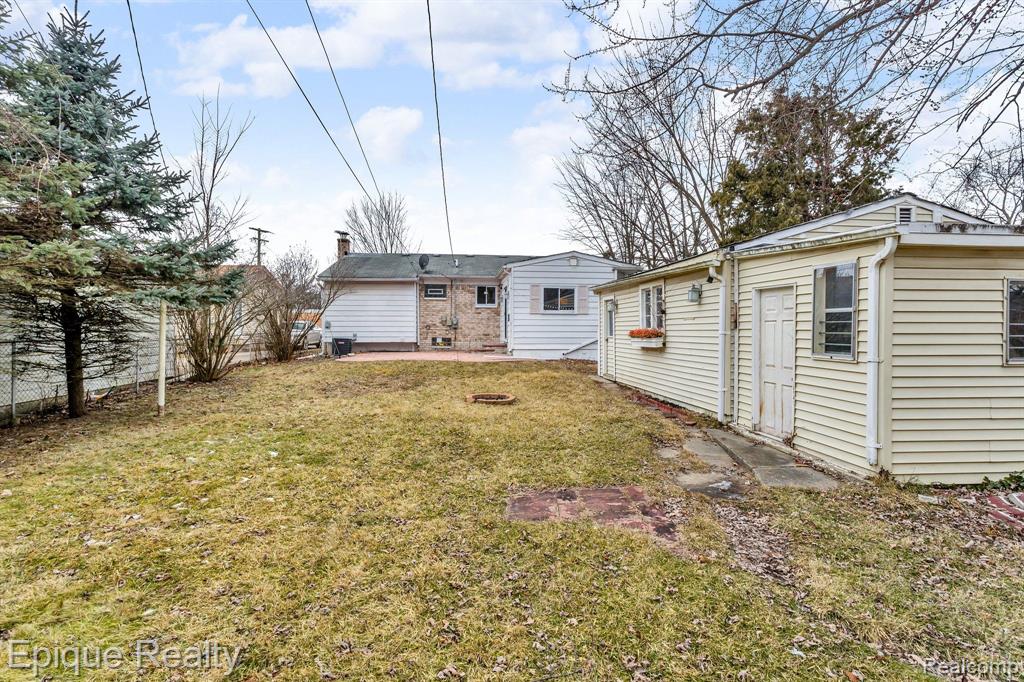 18280 Kinloch