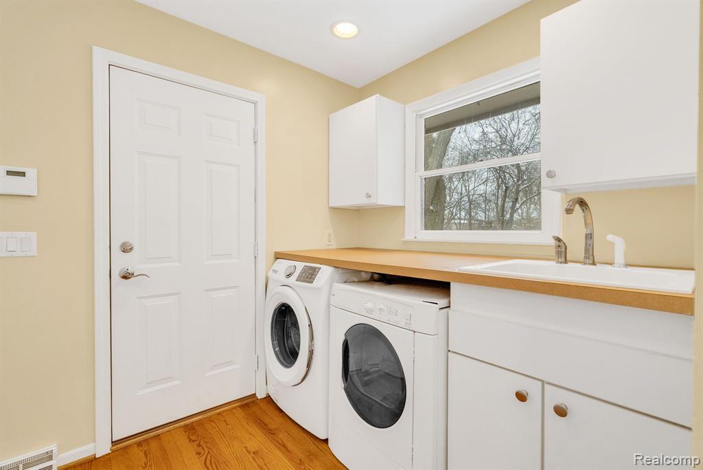 8378 Old Plank Road