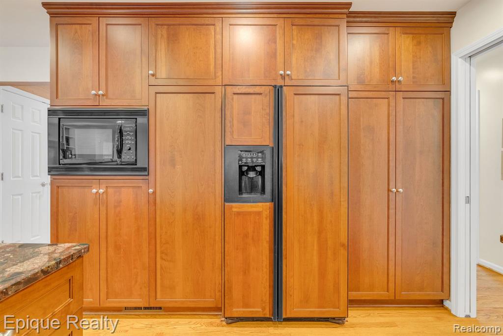 8378 Old Plank Road