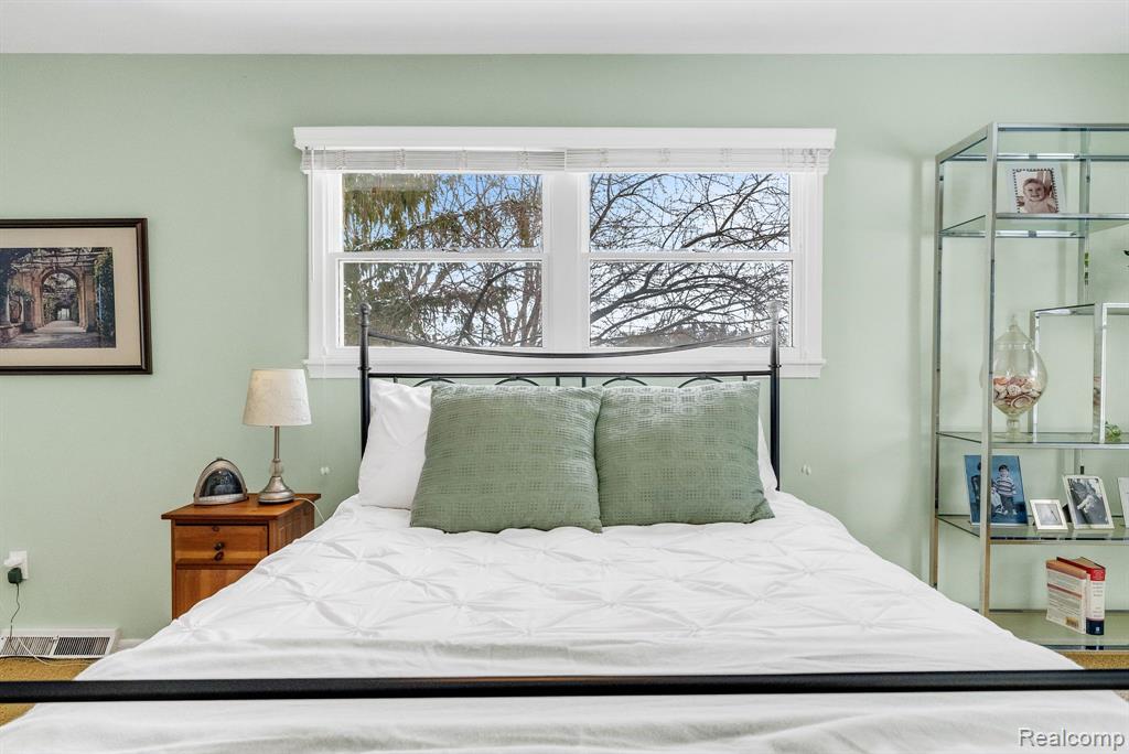 8378 Old Plank Road